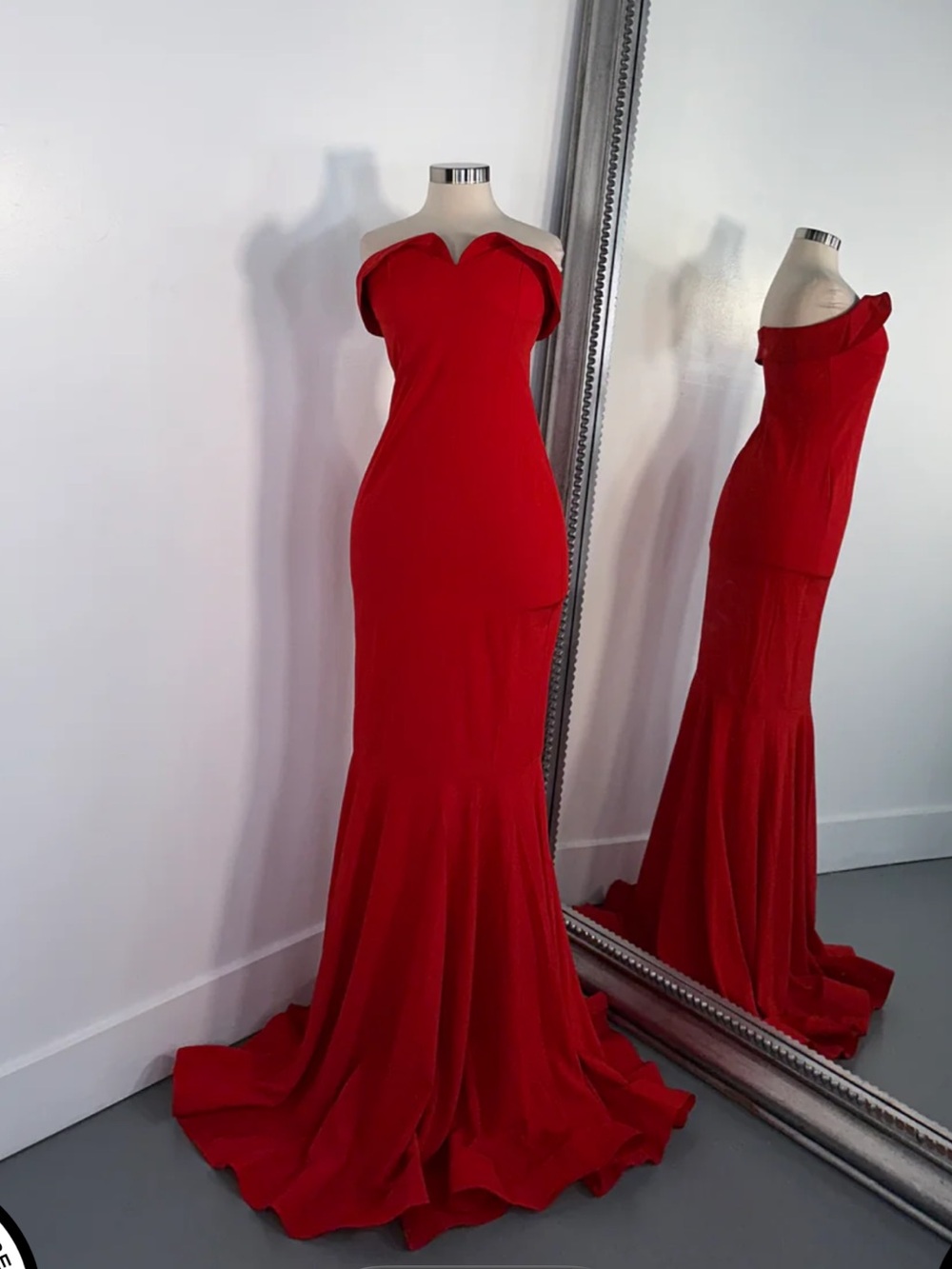 Strapless Red Mermaid Evening Gown